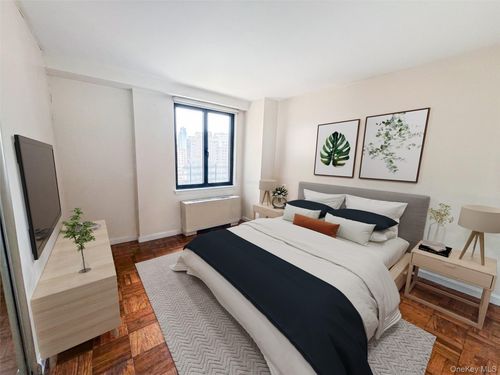 apt-a901-61-20 Grand Central Pkwy, Forest Hills, NY, 11375-1277 | Card Image