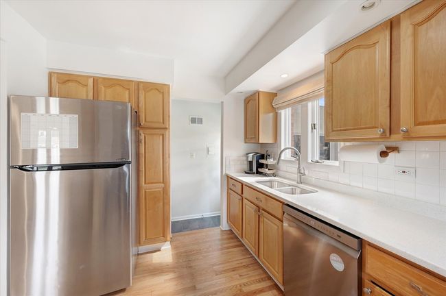 602 E Park Ave, House other with 3 bedrooms, 2 bathrooms and 2 parking in Elmhurst IL | Image 11