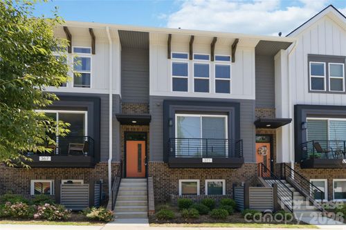 371 S Bruns Ave, Charlotte, NC, 28208-4309 | Card Image