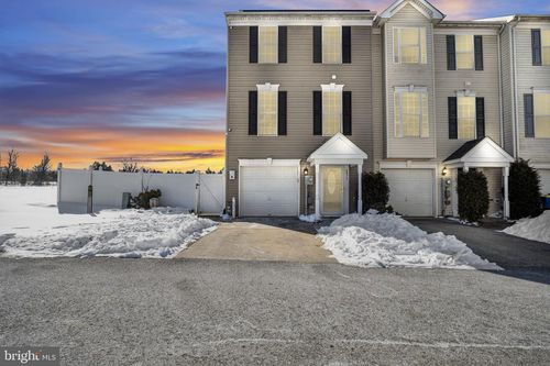 4073 Majestic Ct, DOVER, PA, 17315-4263 | Card Image