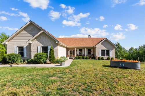 2440 Richland Harbor Rd, Waverly, TN, 37185-3302 | Card Image