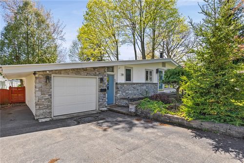 130 Brooklawn Dr, Rochester, NY, 14618-2411 | Card Image