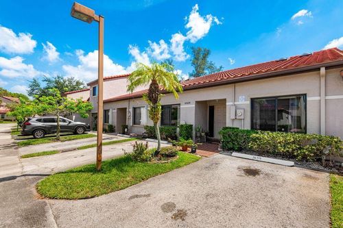 3459-3459 Inverrary W, Lauderhill, FL, 33319 | Card Image
