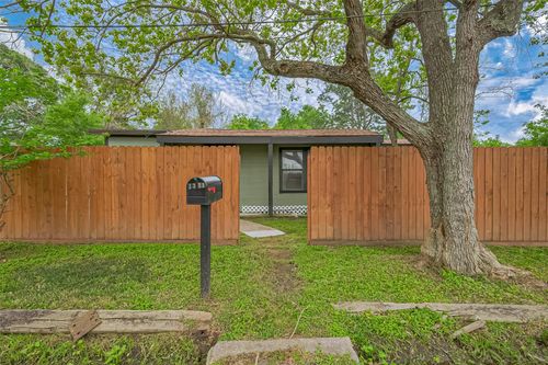 1311 Pershing St, Baytown, TX, 77520-6548 | Card Image