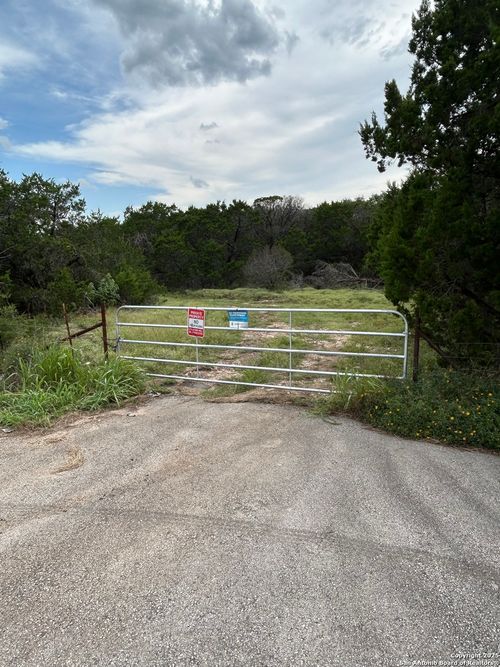 3649 Fm 306, New Braunfels, TX, 78132-4267 | Card Image
