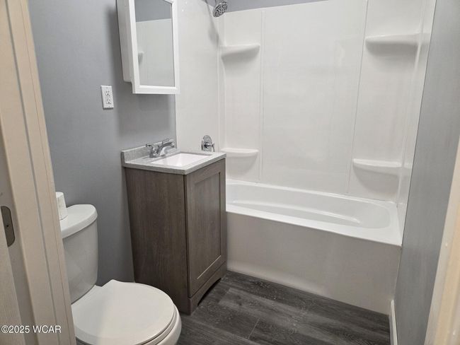 220 W North St, House other with 3 bedrooms, 2 bathrooms and null parking in Elida OH | Image 14