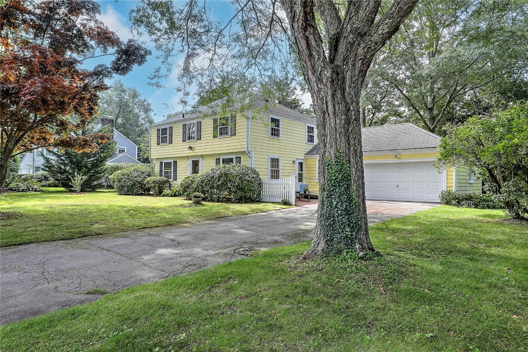 Melrose Ave, Barrington, RI 02806