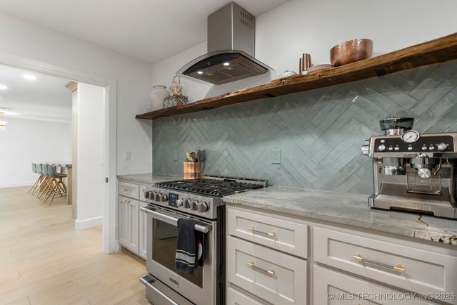 Scullery / prep-kitchen | Image 40