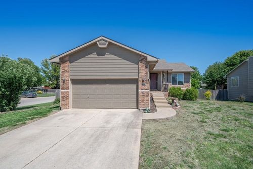 3037 E Lanners Cir, Wichita, KS, 67219-3025 | Card Image