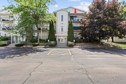 5b-400 Sturdy Rd, Valparaiso, IN, 46383 | Card Image