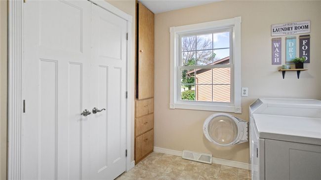 12901 7 Th St, House other with 4 bedrooms, 2 bathrooms and null parking in Osseo WI | Image 22