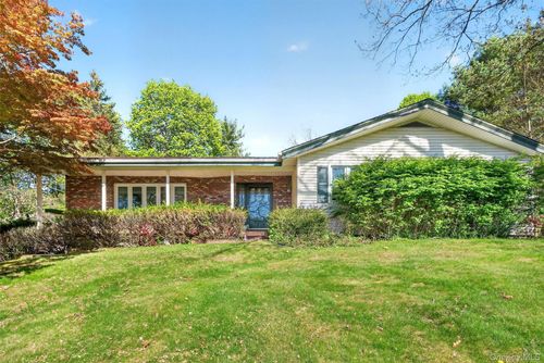 18 Patti Pl, East Fishkill, NY, 12533-6814 | Card Image