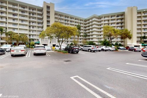 apt-504-2334 S Cypress Bend Dr, Pompano Beach, FL, 33069-5628 | Card Image