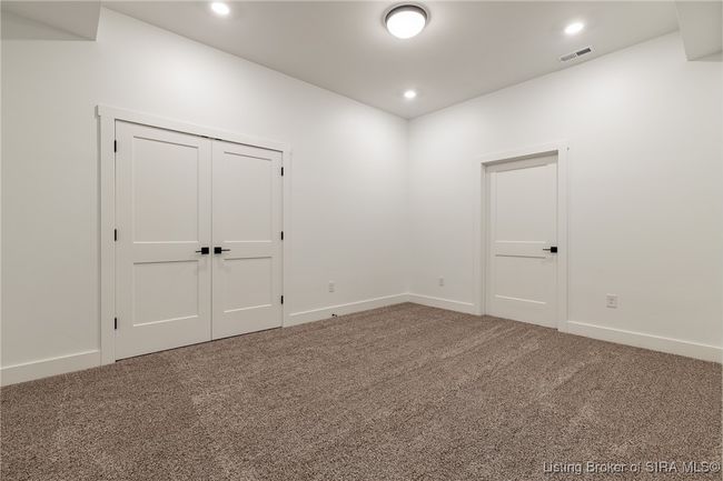 2034 Andres Way, Home with 5 bedrooms, 4 bathrooms and null parking in Floyds Knobs IN | Image 65