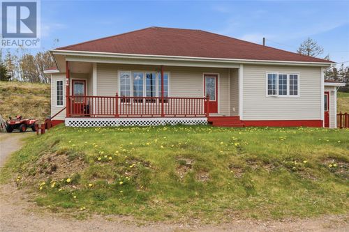 1 Greenwood St W, Creston, NL, A0E1K0 | Card Image