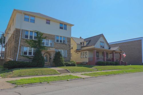 915 Minnesota Avenue, SOUTH MILWAUKEE, WI, 53172 | Card Image