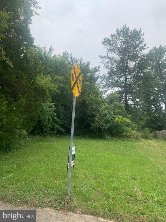 Land in WOODSTOWN 2