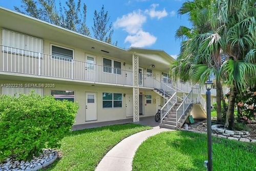 2a-1301 N 12th Ct, Hollywood, FL, 33019-3200 | Card Image