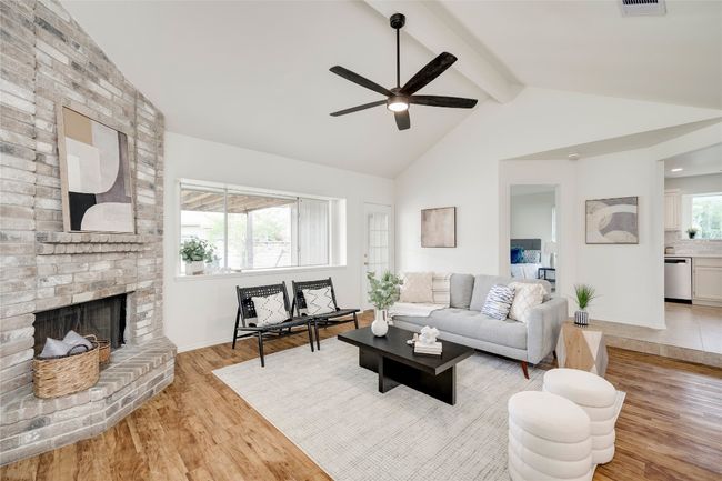 16302 Bates Cv, House other with 3 bedrooms, 2 bathrooms and 4 parking in Pflugerville TX | Image 5