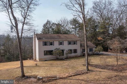 166 Double Creek Dr, JERSEY SHORE, PA, 17740-7116 | Card Image
