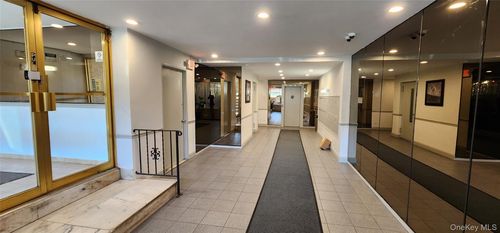 apt-5a-222 Braddock Ave, Queens Village, NY, 11428-1411 | Card Image
