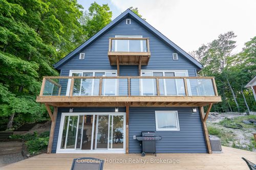 77 Mcarthur Dr, Penetanguishene, ON, L9M1X3 | Card Image