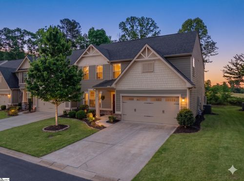 82 Hemingway Ln, Simpsonville, SC, 29681-5628 | Card Image