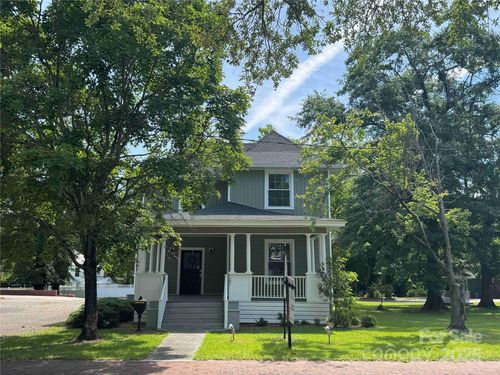 107 Rockingham Rd, Rockingham, NC, 28379-3614 | Card Image