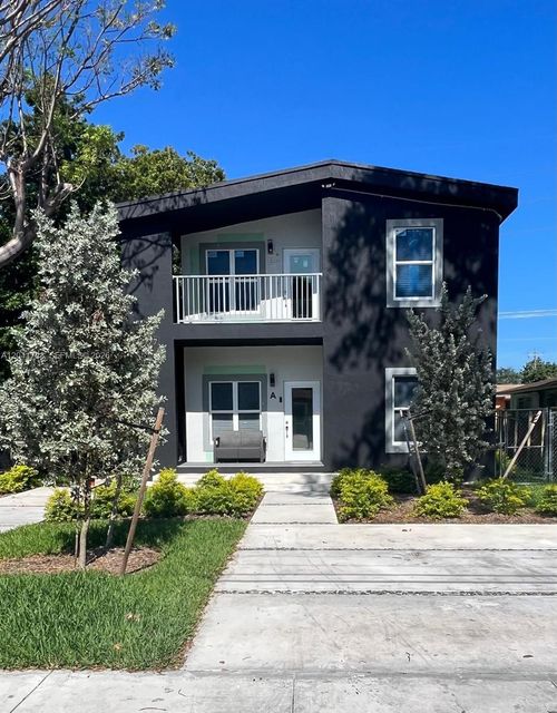 a-7777 Nw 8th Ct, Miami, FL, 33150-3222 | Card Image