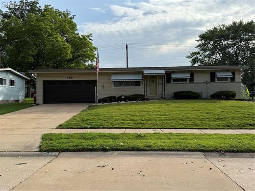 465 Falcon Dr, Florissant, MO, 63031-2107 | Card Image