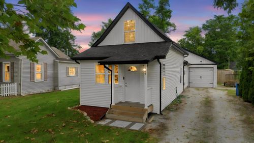 809 Azalea St Se, Demotte, IN, 46310-9059 | Card Image