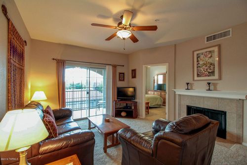 17203-1500 E Pusch Wilderness Dr, Oro Valley, AZ, 85737-6001 | Card Image
