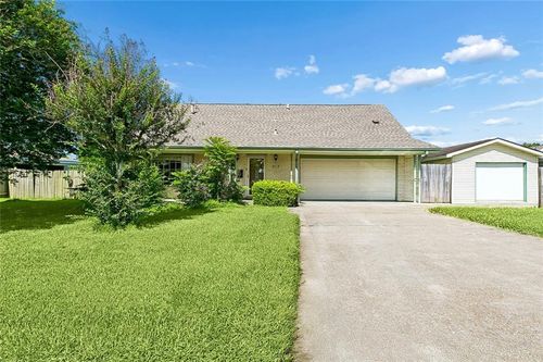 3113 Huntsville St, Kenner, LA, 70065-4334 | Card Image