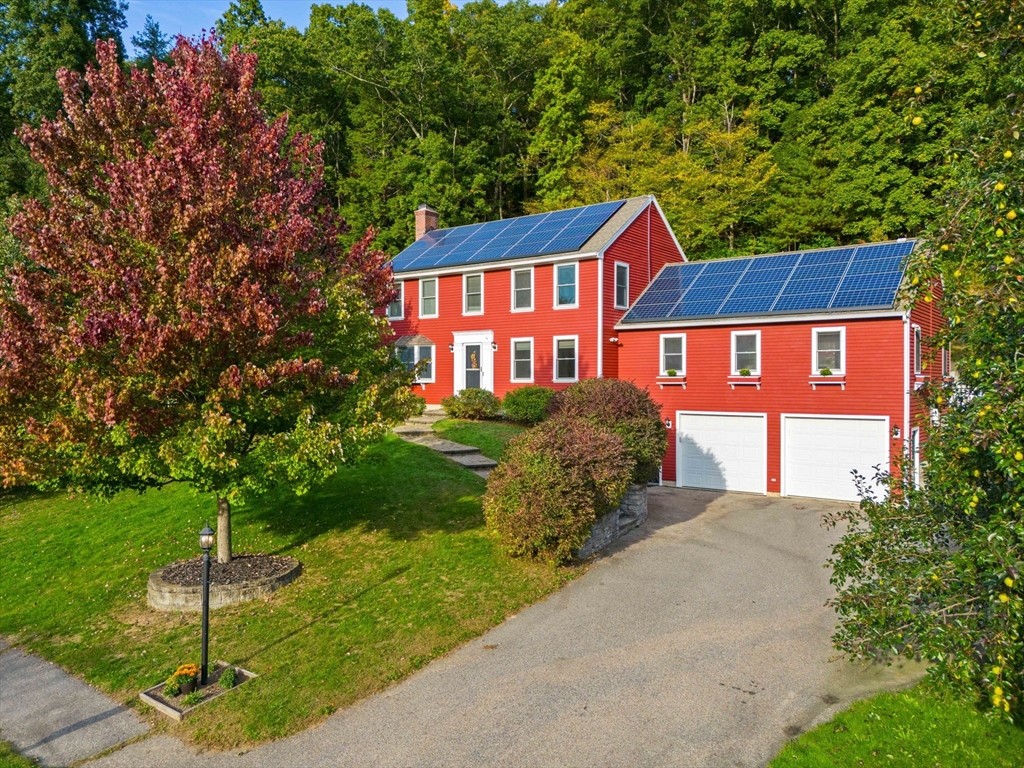 Tuxbury Ln, Amesbury, MA 01913