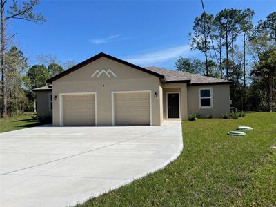 4 Whelan Place, Home with 6 bedrooms, 4 bathrooms and null parking in Palm Coast FL | Image 1