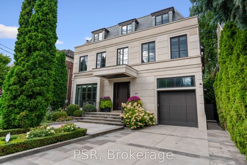 221 Dunvegan Rd, Toronto, ON, M5P2P3 | Card Image