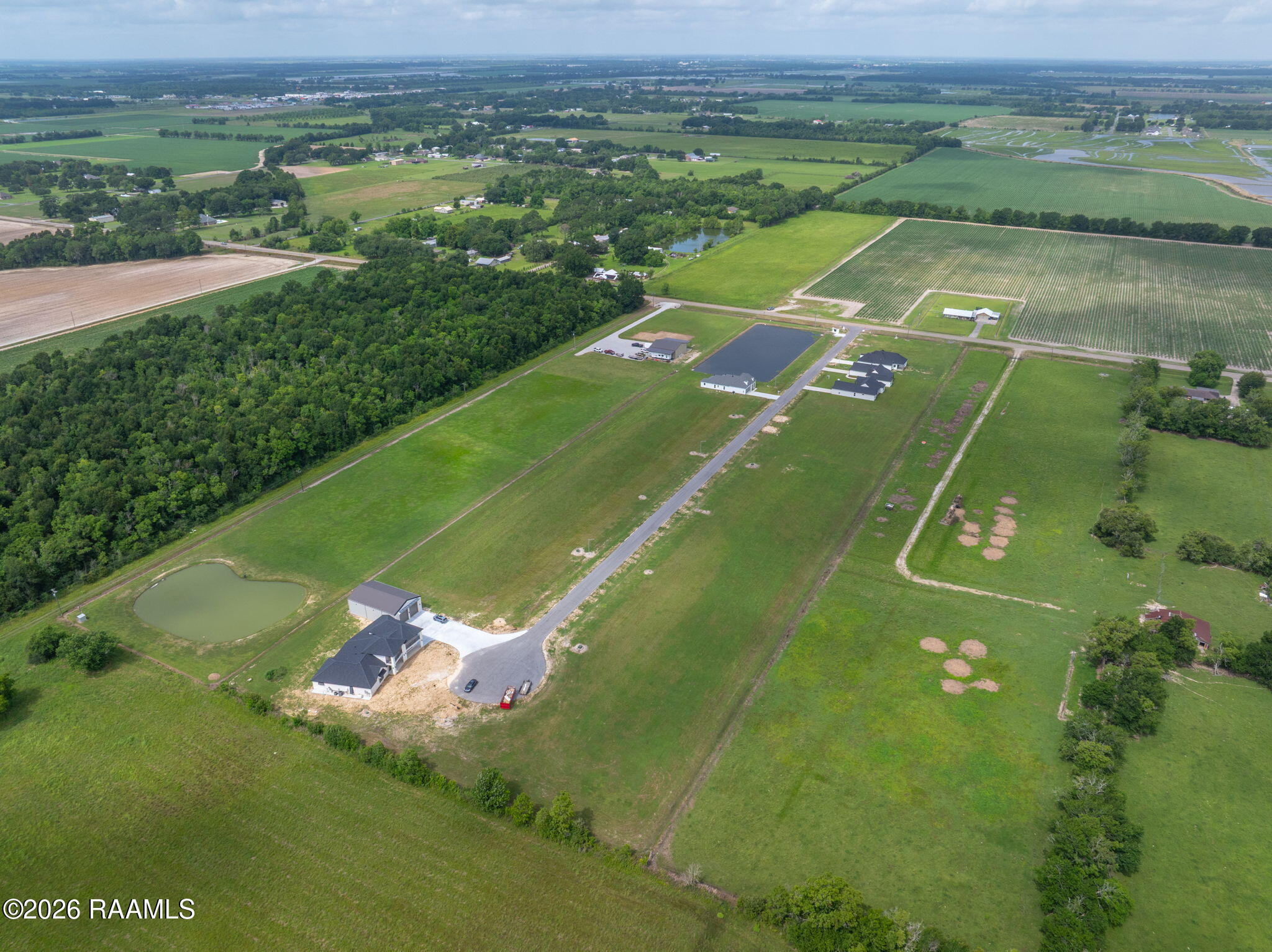 Land in Scott 4