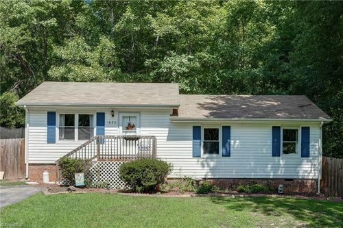 1030 Haywood St, Eden, NC, 27288-2251 | Card Image