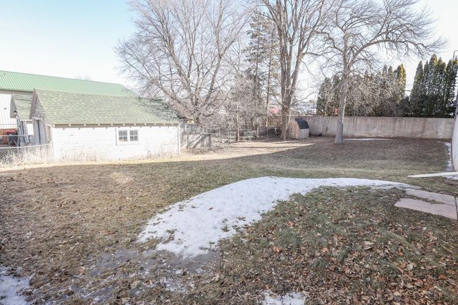 Spacious Yard | Image 26