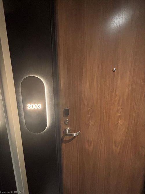 3003-25 Wellington St S, Kitchener, ON, N2G0G5 | Card Image