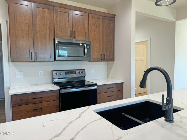 2912 Peach Tree Dr, Townhouse with 2 bedrooms, 2 bathrooms and null parking in Bismarck ND | Image 40