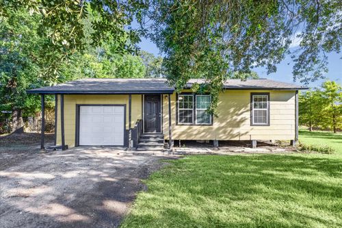 2412 28th Ave N, Texas City, TX, 77590-3911 | Card Image