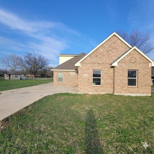 2312 Rogers Ave, Lancaster, TX, 75134-2451 | Card Image