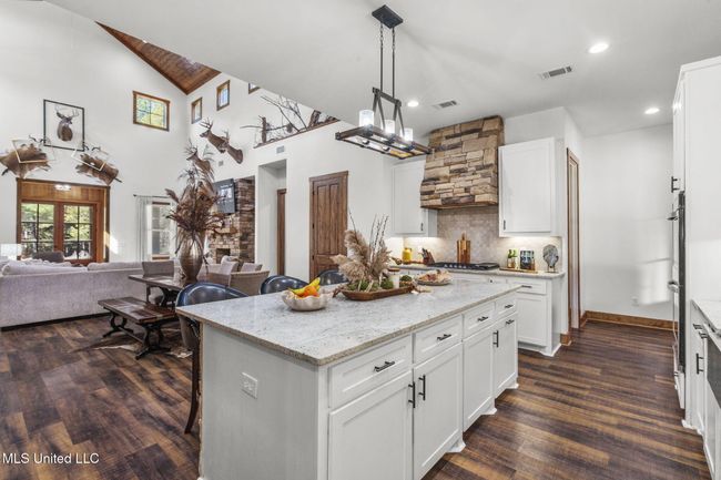 20-web-or-mls-2162 Leesburg-24 | Image 16