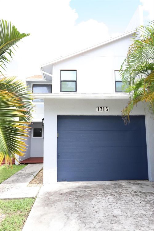 1715 Woodbridge Lakes Cir, West Palm Beach, FL, 33406-5649 | Card Image