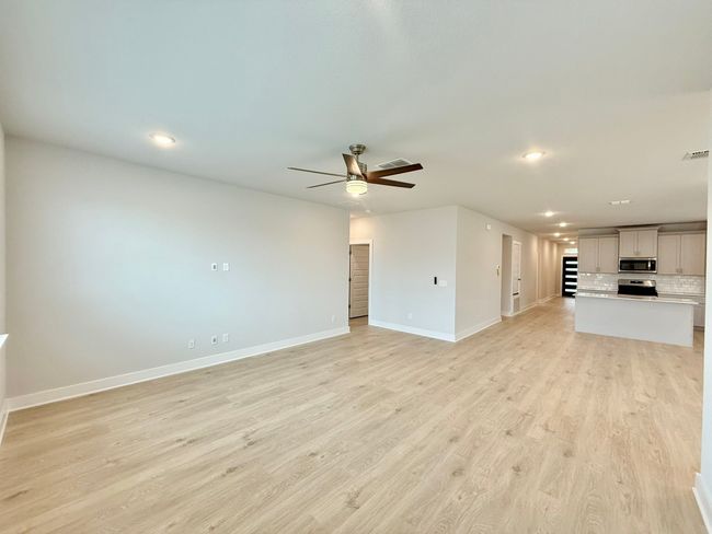 391 Backstays Loop, House other with 4 bedrooms, 3 bathrooms and null parking in Kyle TX | Image 9