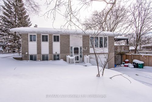 113 Hastings Crt, Baden, ON, N3A2T4 | Card Image