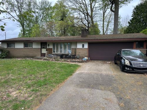 1575 Mullins Avenue Nw, Walker, MI, 49534 | Card Image