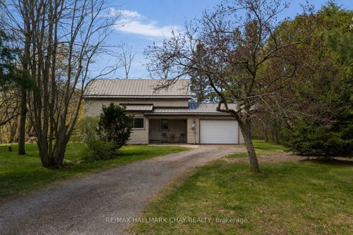 3324 Penetanguishene Rd, Barrie, ON, L4M4Y8 | Card Image