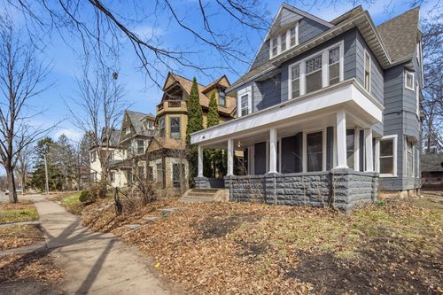 709 7th St Se, Minneapolis, MN, 55414-3382 | Card Image